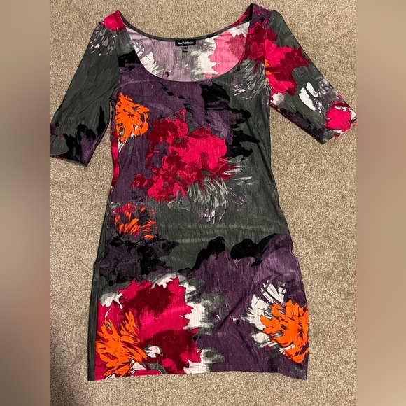 New multi print Tunic in size XS. Never worn once. - Picture 1 of 4